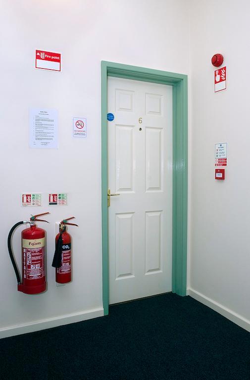 The Robin 2 Hotel Wolverhampton Ngoại thất bức ảnh