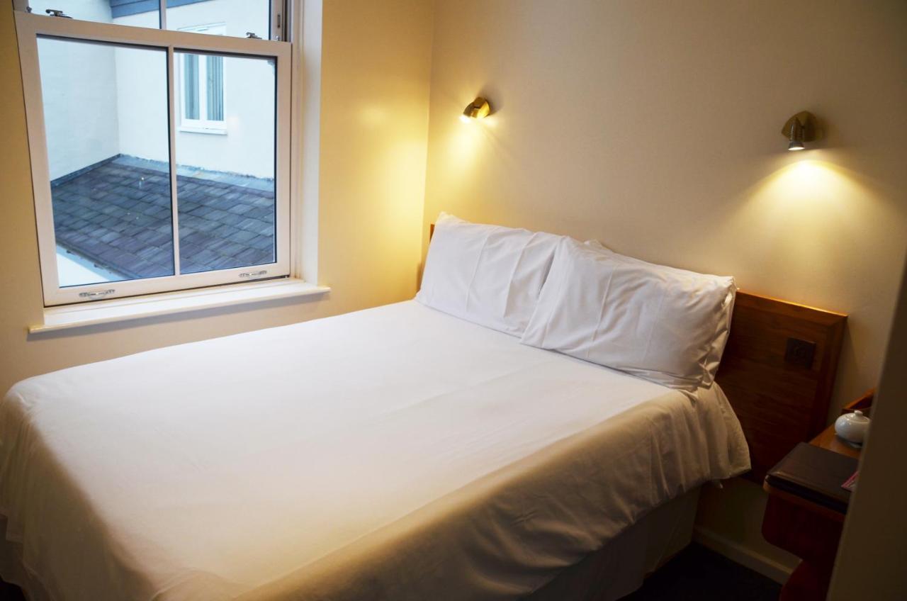 The Robin 2 Hotel Wolverhampton Ngoại thất bức ảnh